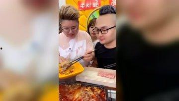 娱乐吃瓜酱礼品