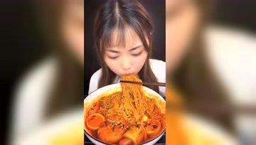 娱乐吃瓜酱女生为什么