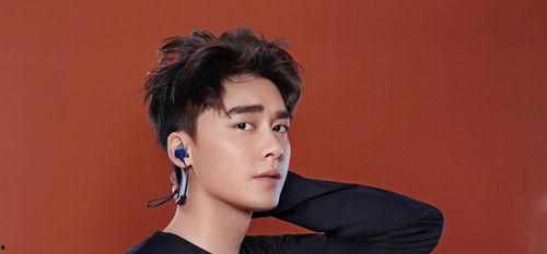 吃瓜娱乐爆料王一博视频,吃瓜娱乐带你揭秘幕后故事